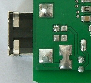 USB shield closed